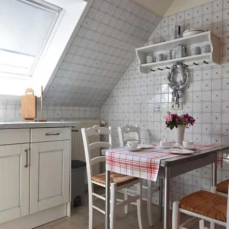 Romantische In , Cleaning Included Apartment Boldenshagen