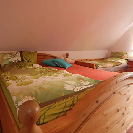 Romantische In , Cleaning Included Apartment